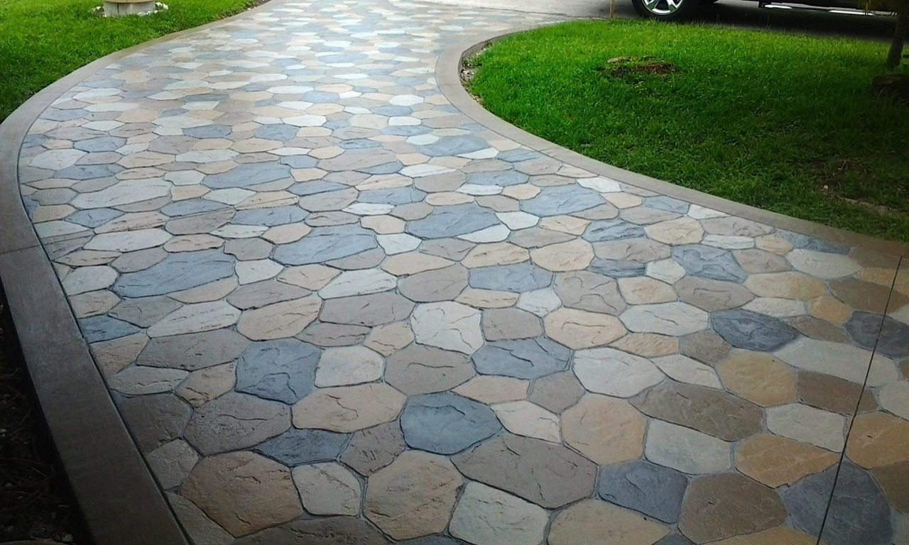 Stamped-Concrete-Driveway-1
